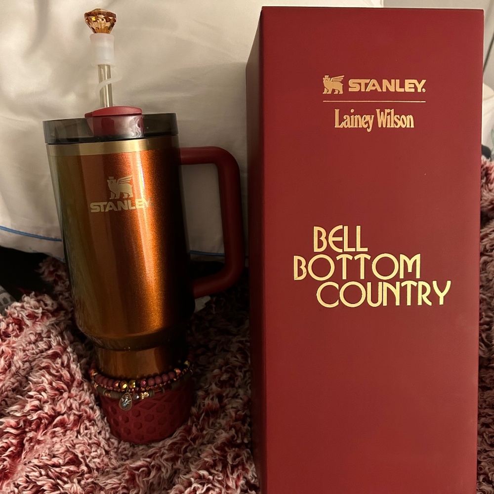 Lainey Wilson Country Gold Limited Edition Tumbler
